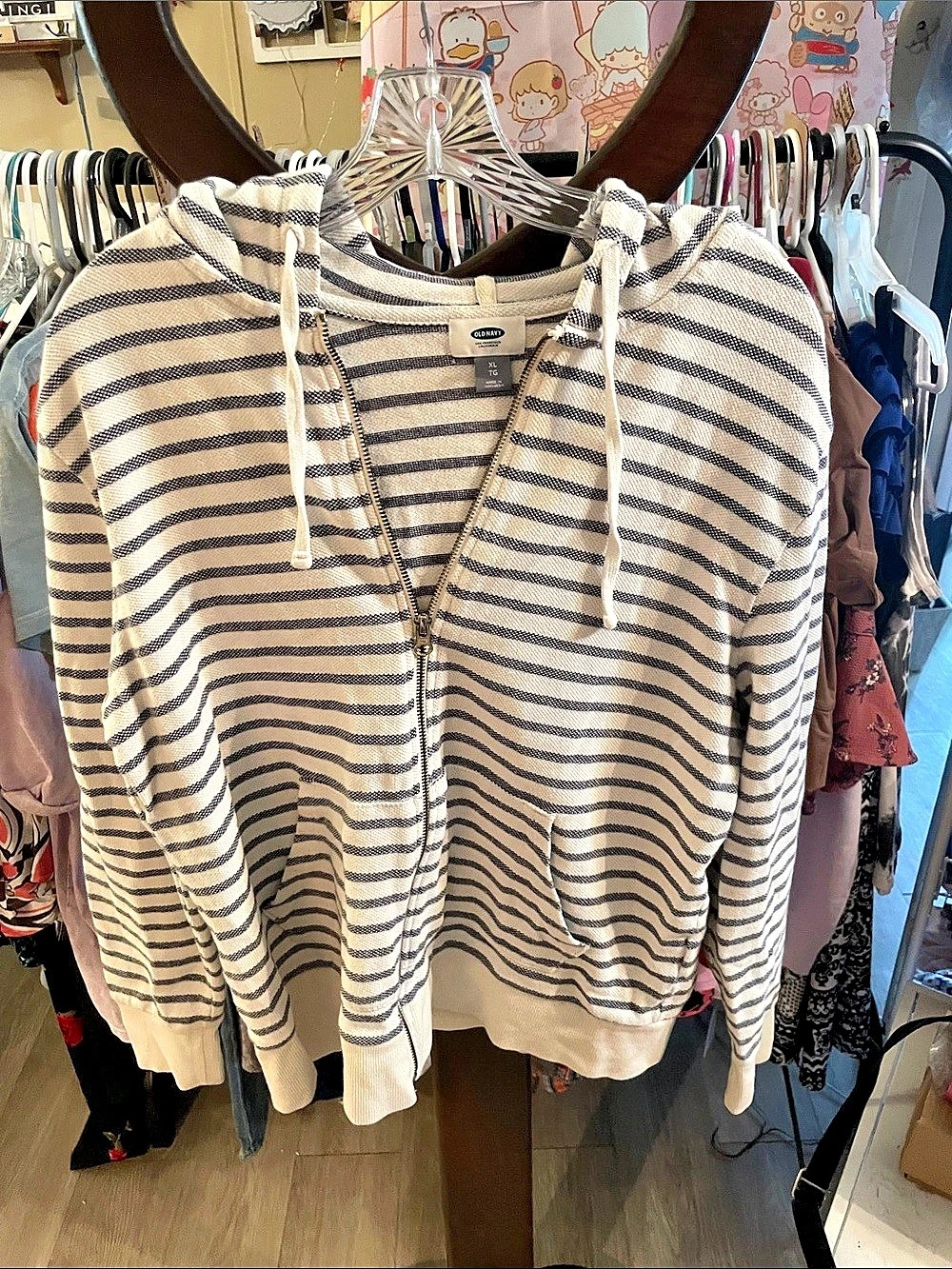 Old Navy Striped Pullover Hoodie in Cream & Blue XL